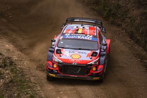 Neuville, Tänak y Sordo buscarán el triunfo por Hyundai en el Safari Rally