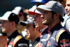 Las razones que propiciaron la salida de Carlos Sainz de Red Bull