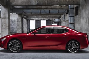 Los Maserati Levante, Ghibli y Quattroporte 2022 aumentan su atractivo con novedades