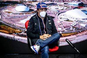 Alonso vs. Ocon: «Mi adaptación fue más corta gracias al nivel de Esteban»