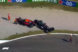 Hamilton y Verstappen se culpan mutuamente: «Aterrizó sobre mi cabeza»