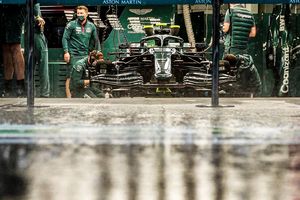 La lluvia obliga a cancelar los terceros libres del GP de Rusia: la clasificación, en el aire