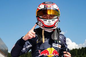 Victoria de Liam Lawson en la primera carrera del DTM en Red Bull Ring