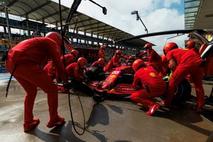 Ferrari explica el mal pit stop de Sainz, que avisa: «Empiezo a divertirme con el coche»