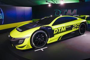 ITR, Schaeffler y MAHLE presentan el vehículo del DTM Electric