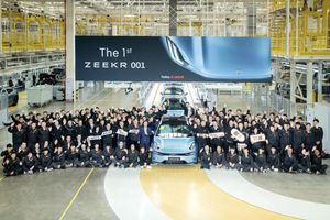 El nuevo Zeekr 001 entra en producción en China, un eléctrico que llega a Europa en 2022