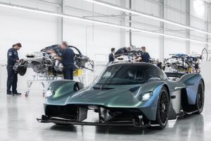 El exclusivo Aston Martin Valkyrie arranca su producción en Gaydon