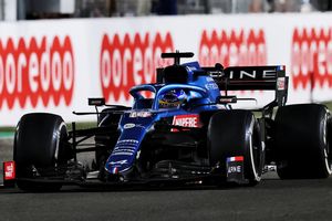 Budkowski mete presión a Alpine: «Alonso necesita un coche más rápido»