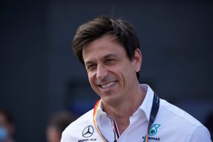 La FIA le da «risa» a Wolff: «Verstappen merecía una sanción de 5 segundos al menos»