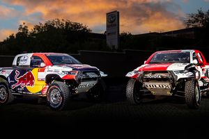 El Toyota GR DKR Hilux T1+ tendrá un doble corazón en el Dakar 2022