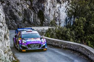 Sébastien Loeb manda con un triple récord en el Rally de Montecarlo