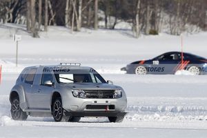 La mula del Alpine GT X-Over 2025, el SUV eléctrico, reaparece tras un tiempo congelada