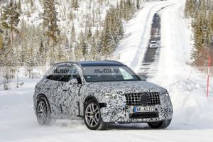 La nueva generación del Mercedes-AMG GLC 43 2023 se deja ver en las pruebas de invierno