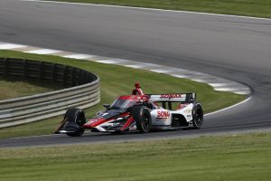  Rinus VeeKay lidera los accidentados segundos libres del GP de Alabama