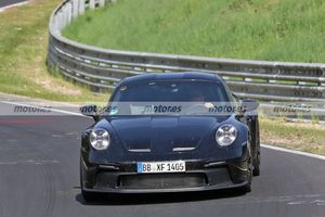 El nuevo Porsche 911 ST 2023 es cazado en fotos espía en Nürburgring
