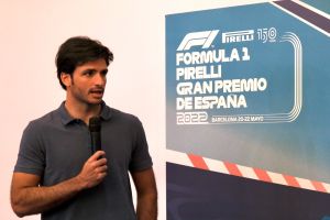 Sainz tiene claro su objetivo para el GP de España: «Ganar con el apoyo de la afición»