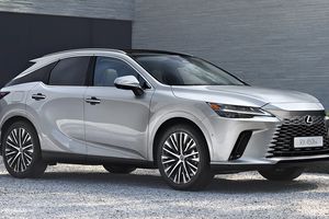 Lexus RX 2023, debuta la quinta generación de un SUV electrificado y repleto de tecnología
