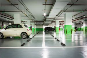 Aprobada la preinstalación obligatoria de cargador para coche eléctrico en edificios residenciales