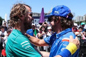 Alonso despide al rival que le 'robó' dos Mundiales de F1