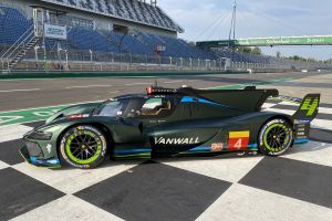 ByKolles completa un nuevo test con el Vanwall Vandervell LMH en Lausitzring