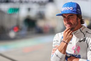 Fernando Alonso pide a la FIA que deje de cambiar el criterio sancionador en cada carrera