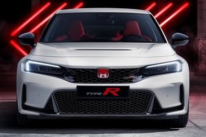 Honda abre la puerta a una versión híbrida del nuevo Civic Type R
