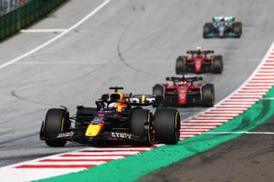 Plácida victoria de Verstappen en el sprint de Austria