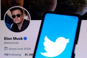 Elon Musk se prepara para perder la batalla con Twitter: 6900 millones a costa de Tesla