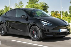 Europa - Septiembre 2022: El Tesla Model Y hace historia con su primera victoria