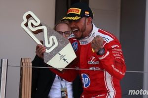 Lewis Hamilton logra su primer triunfo con Ferrari y apunta al desafortunado Antonelli