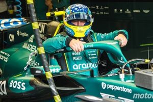 Alonso empieza a temer que el Aston Martin AMR26B no sea suficiente: «El 13 y el 14 están a 2,5 segundos»