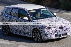 Cazado el renovado BMW X1 que llega en 2027, el SUV ya se deja ver con sus nuevas luces traseras y acabado M Sport
