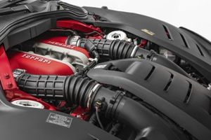 Ferrari reduce al 20 % su apuesta por el eléctrico y recupera una tecnología que parecía condenada a desaparecer