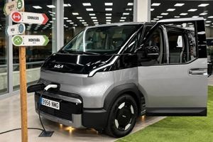 Kia PV5: conocemos en Zaragoza toda la gama, incluida camper