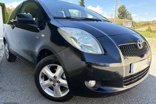 Toyota Yaris 1.4D4D NAVI TV-KLIMA A/C-LLANTAS-CD-AIRBAGS-ALARMA - Foto 1