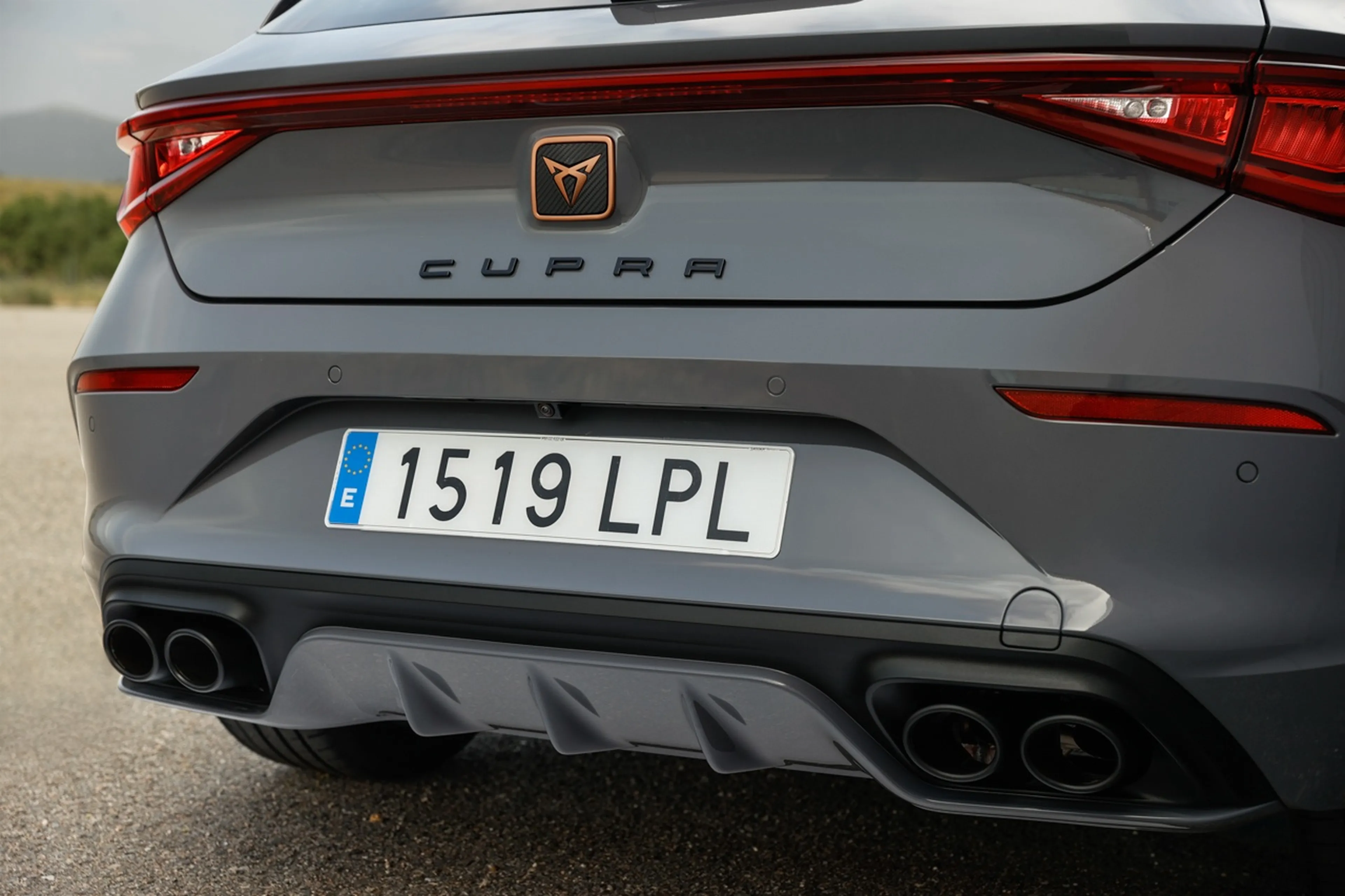 Probamos el CUPRA León 300: más tecnología y equipamiento con un  comportamiento espectacular (+ vídeo)