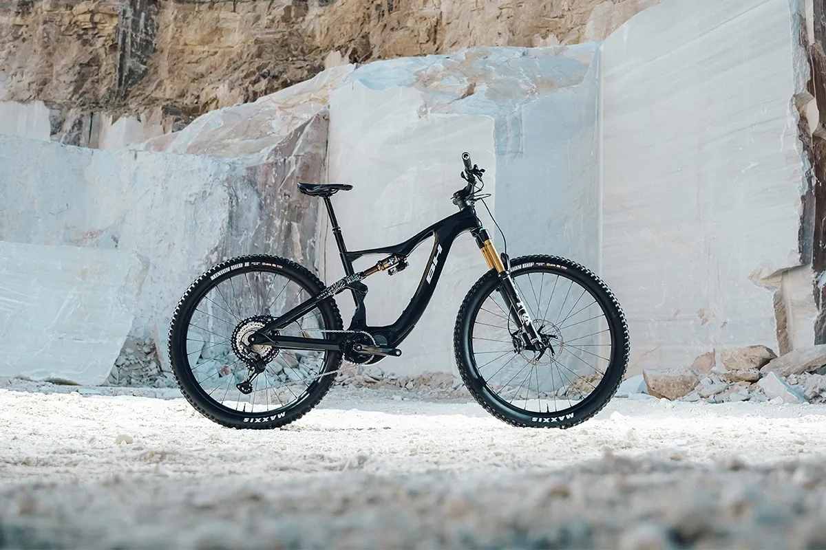 BH iLynx una Mountain Bike el ctrica renovada ahora con 85 Nm de par y hasta 175 km de autonom a