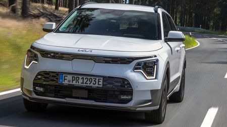 El KIA e-Niro estrena la versión Smart Edition, un buen equipamiento a ...
