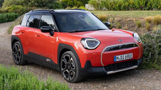 El SUV eléctrico más pequeño de MINI ya tiene precios en España, llega ...