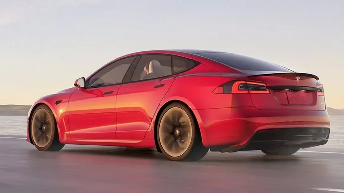 Tesla Model S 2021 - posterior