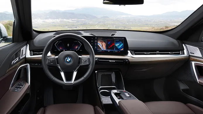 BMW iX1 - interior