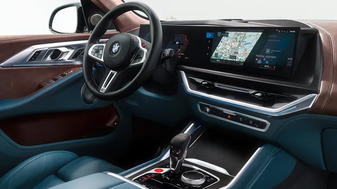 BMW XM - interior