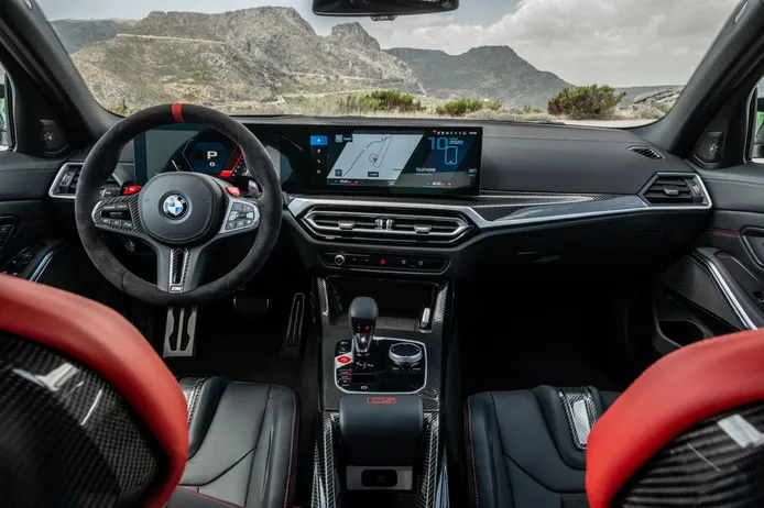 BMW M3 CS 2023 - interior