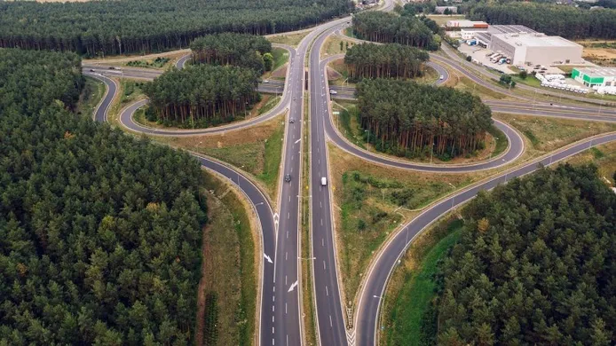 Qué es una autopista, ¿qué diferencia hay con la autovía?