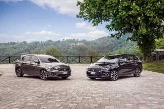 Foto 1 - Fiat Tipo 5 puertas y SW