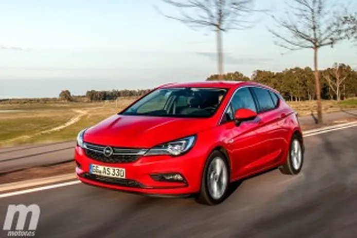 Foto 2 - Fotos Opel Astra 2016