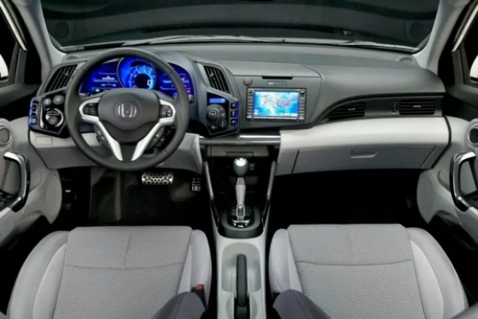 Detroit 2010: el Honda CR-Z hace su debut comercial.