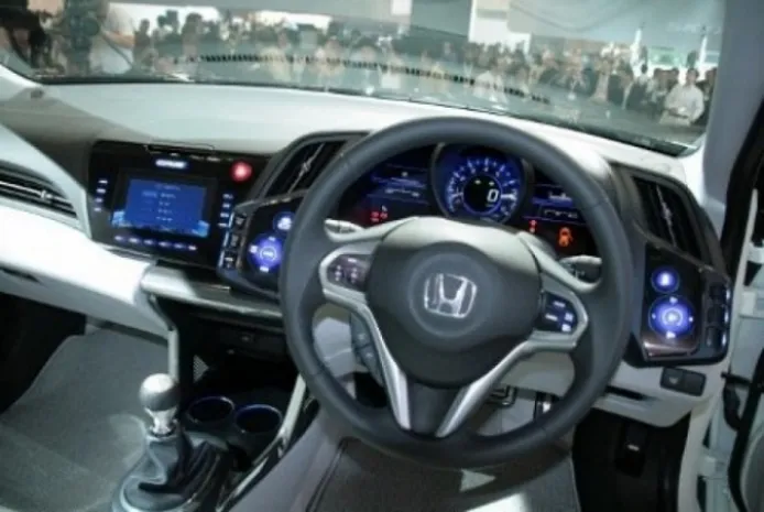 Honda confirma al CR-Z para Europa.