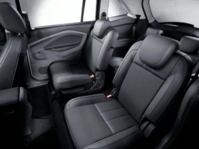 Salón de Frankfurt: Ford presenta el C-Max y el Grand C-Max.