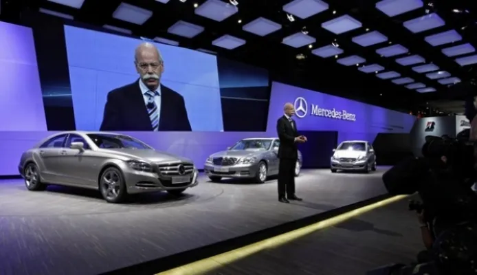 Salón de París, Mercedes Benz CLS presentado